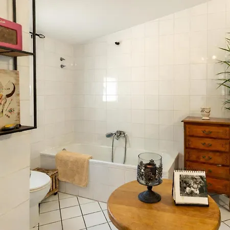 Uhe By Danlux Invest