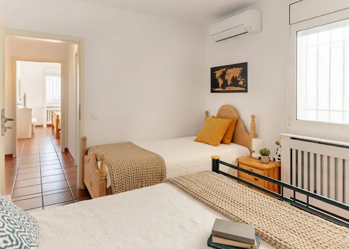 Uhe By Danlux Invest